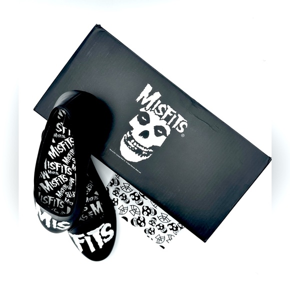 Strange Cvlt Misfits flats - Size 6 - NWT - Picture 5 of 5